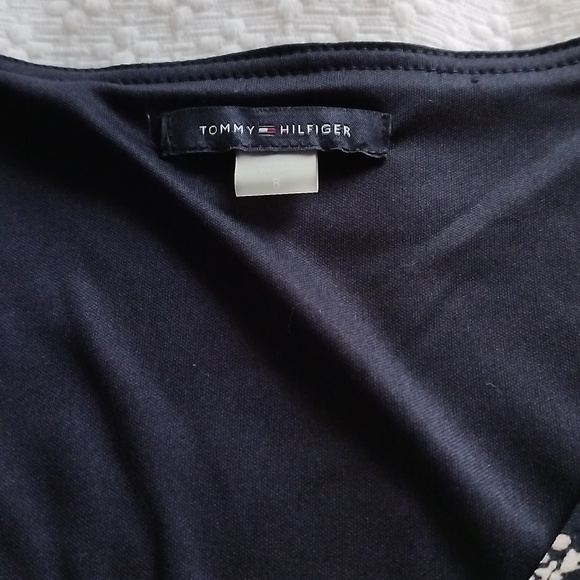 Dress - Picture 4 of 8